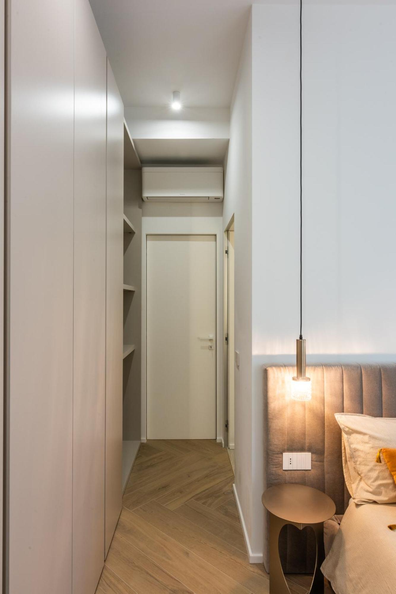 White House Con Posti Auto Apartamento