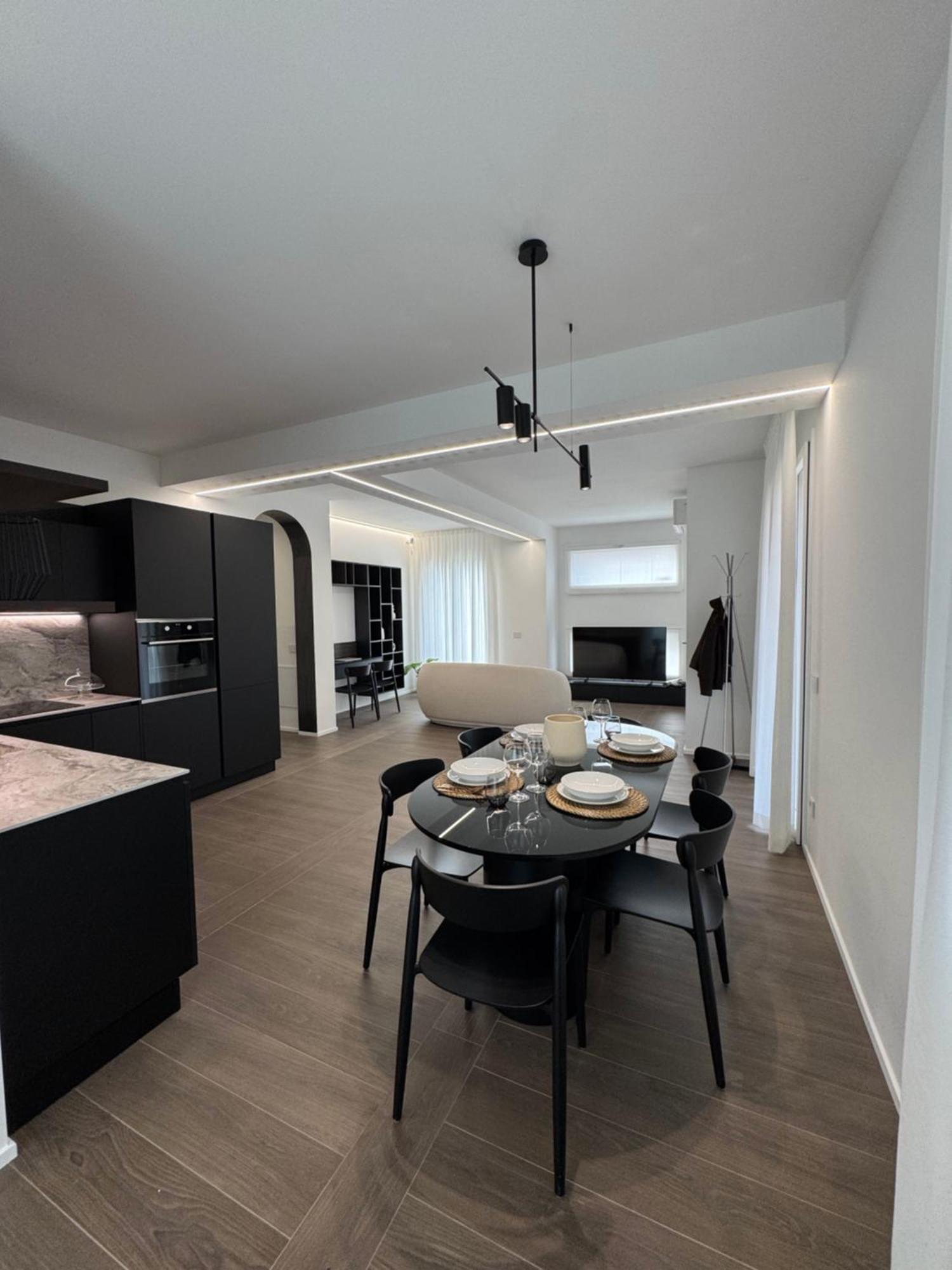 Apartamento White House Con Posti Auto